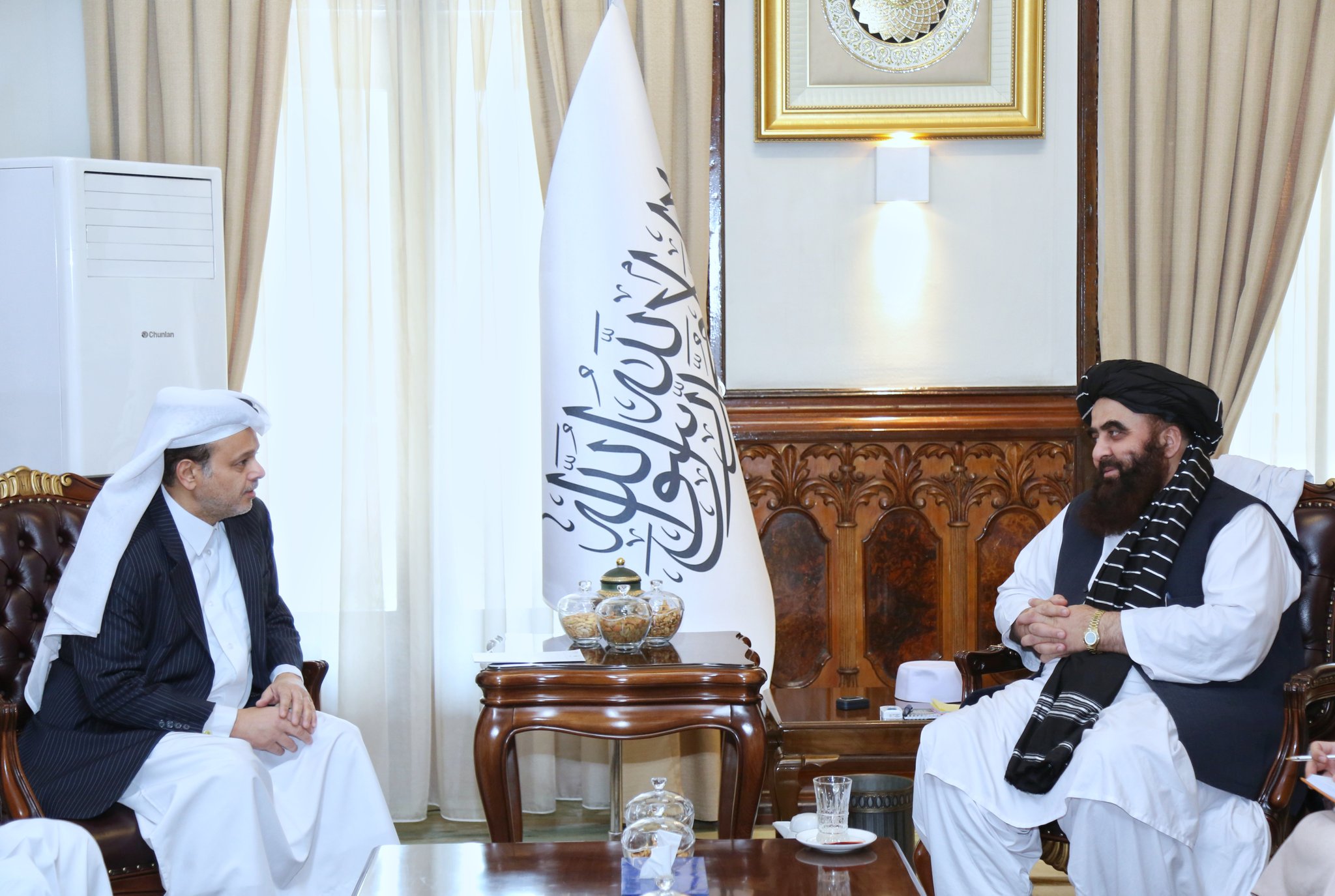افغانستان میں قطر کے سفیر جناب سعید بن مبارک الخیارین نے وزیر خارجہ جناب مولوی امیر خان متقی سے ملاقات کی۔