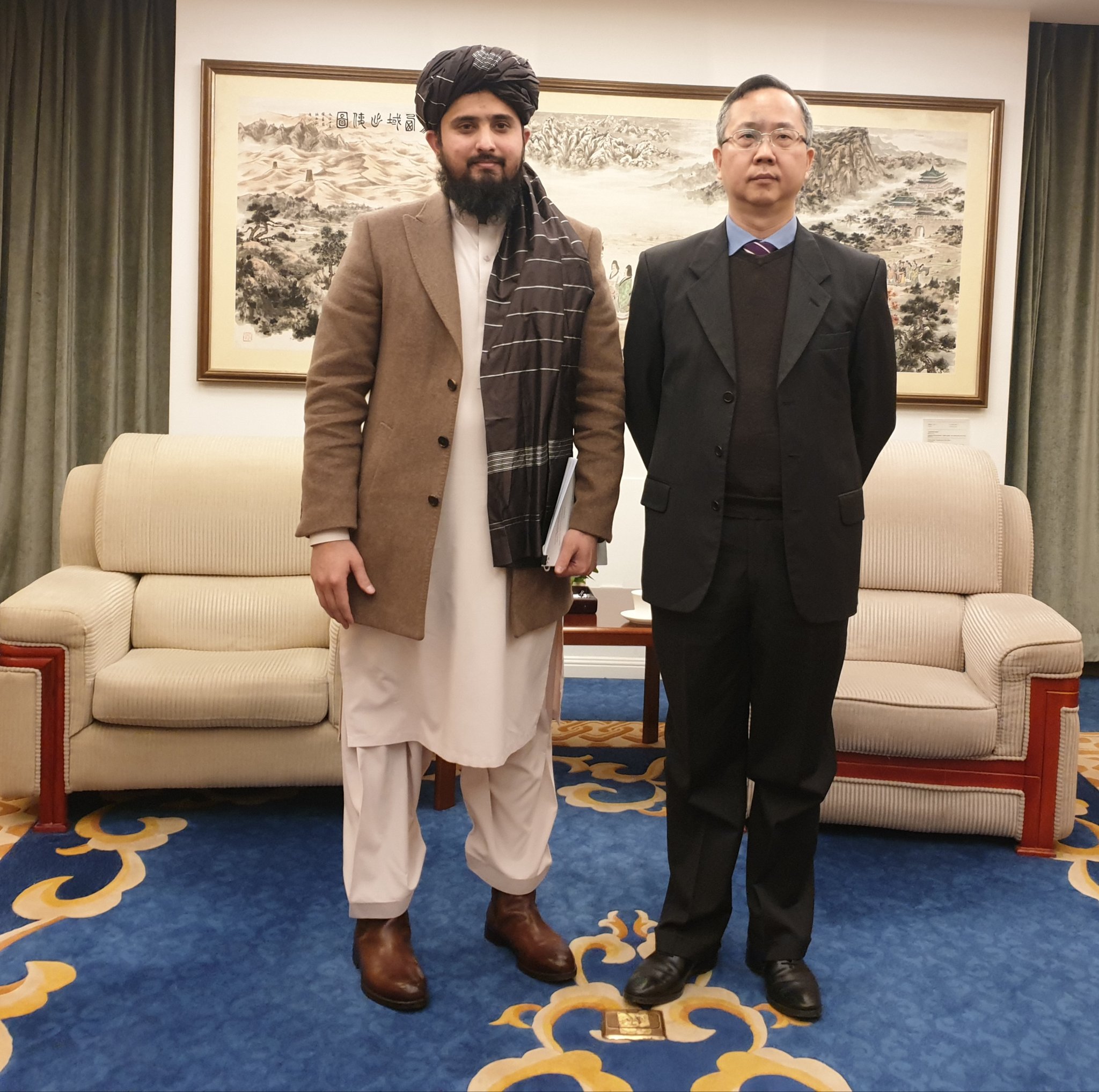 چین: افغان سفیر کی چین کی وزارت خارجہ کے ایشیائی شعبے کے نائب سربراہ سے ملاقات