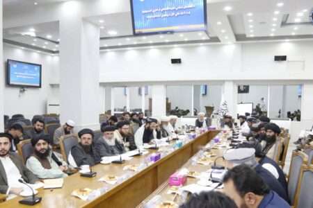 کابل، وزارت خزانہ کی جانب سے 1402ہجری شمسی کے بجٹ کی جامع سماعت پیش کی گئی۔