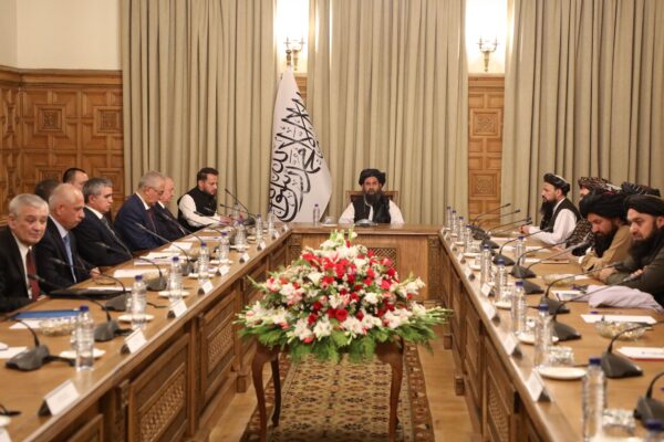 رئیس الوزراء کے معاون اقتصادیات ملا عبدالغنی برادر کی ازبکستان کی قومی سلامتی کے مشیر اور وفد سے ملاقات