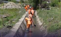میونسپلٹی کے 1320 ملازمین نے 9 کلو میٹر نہر سے 1ہزار ٹن کچرا نکال لیا