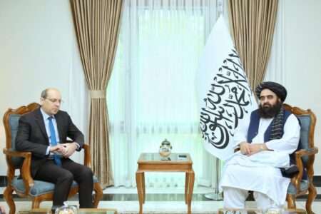 وزیر خارجہ مولوی امیر خان متقی کی کابل میں روسی سفیر سے ملاقات